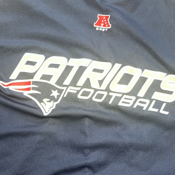 Men’s NFL Patriots Long Sleeve Shirt - Picture 4 of 4